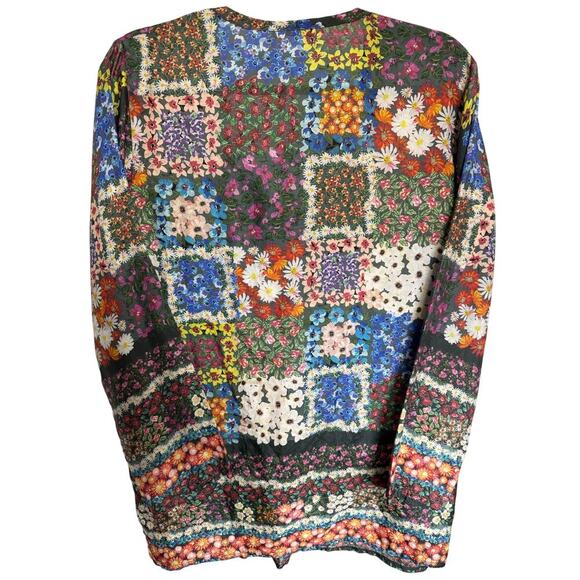 Johnny Was NWOT Daisy Floral Long Sleeve Top With Pompom Tassels Silk Size Small - Picture 9 of 15